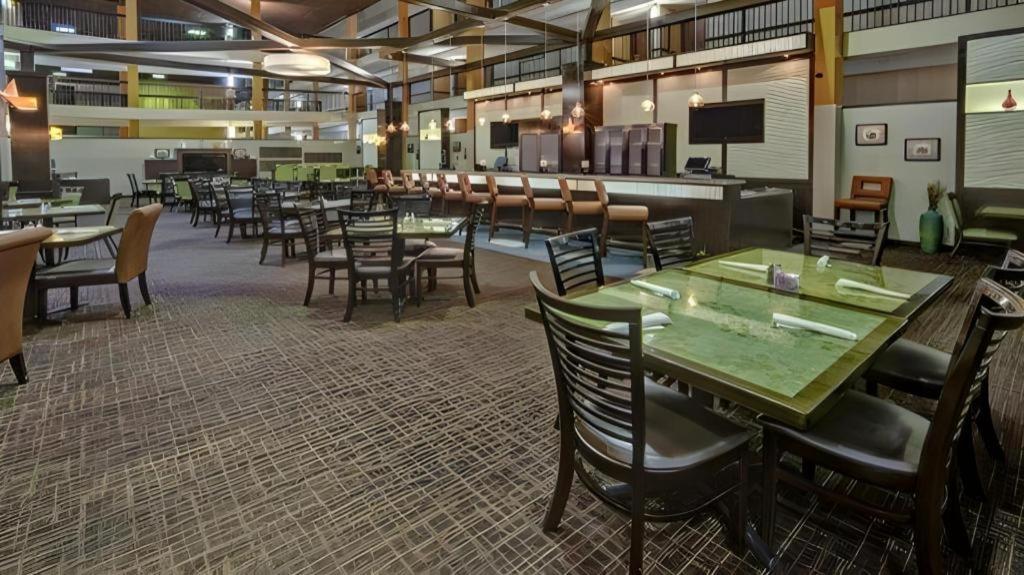Clarion Hotel & Suites Conference Center Memphis Airport Luaran gambar